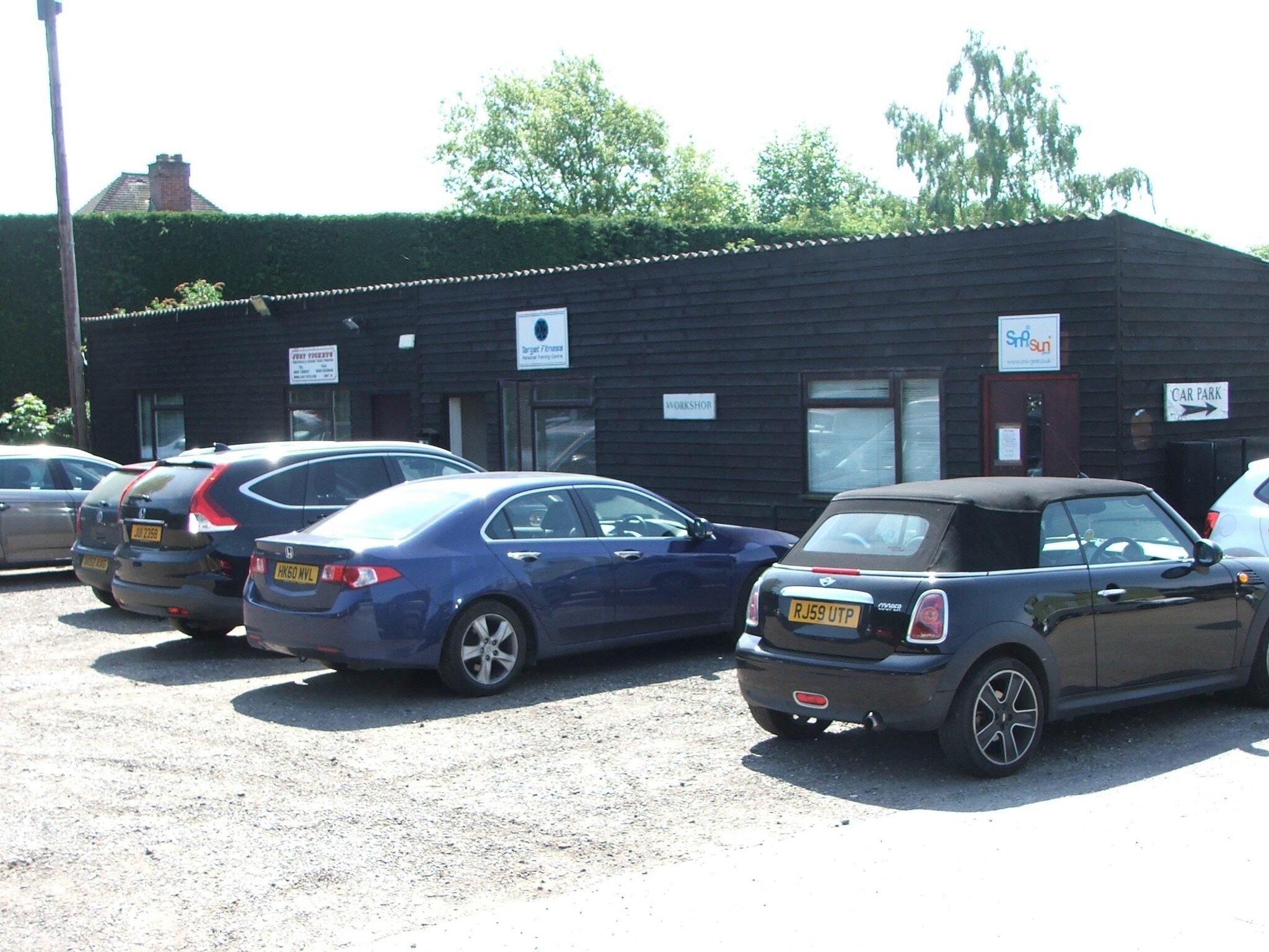 Greys Green, Rotherfield Greys for lease Primary Photo- Image 1 of 3