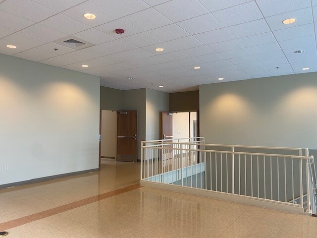 4647 Logistics Dr, Stockton, CA for lease - Interior Photo - Image 3 of 17