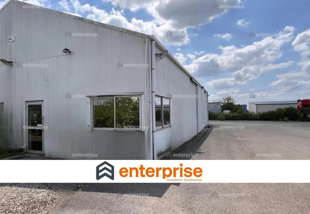 Vente Local d'activités 270 m² - Photo 1