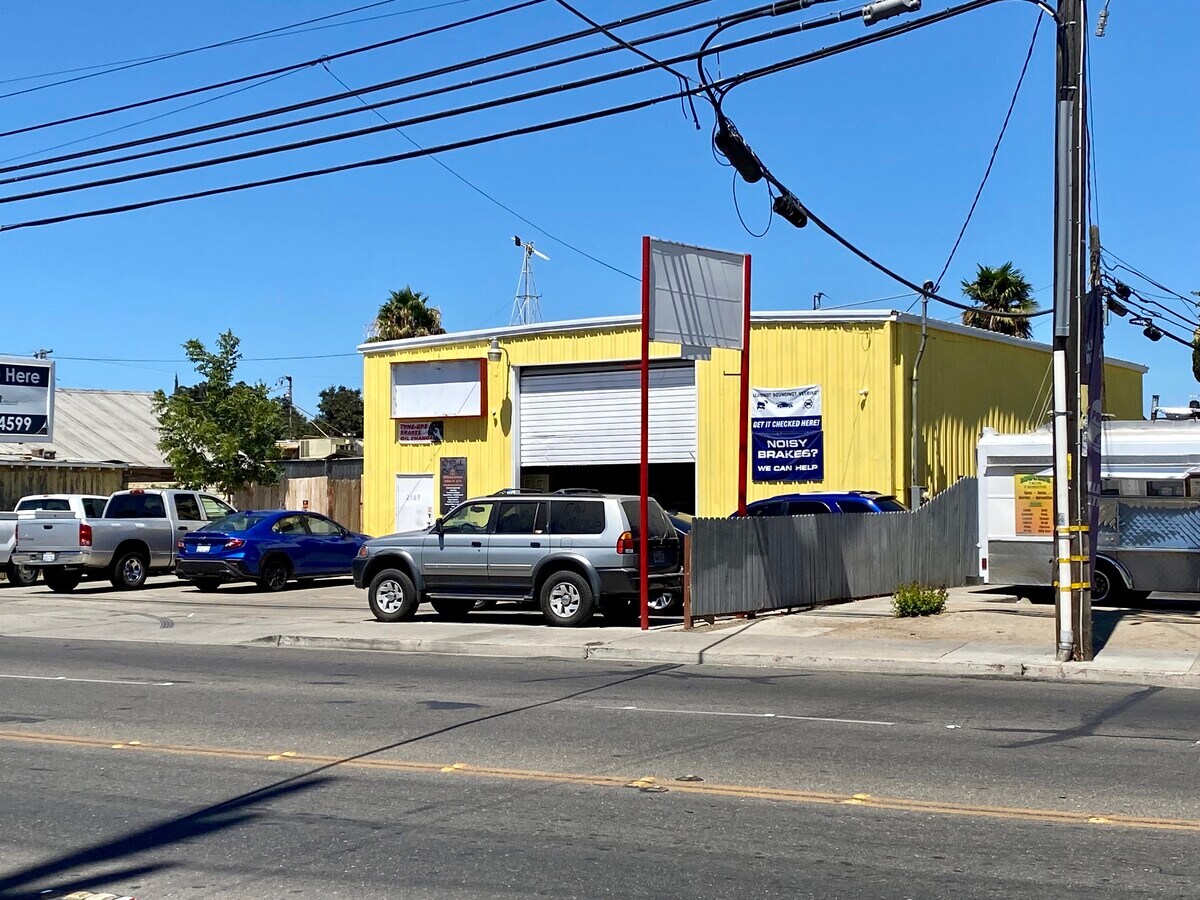 2169 E Fremont St, Stockton, CA 95205