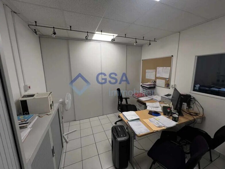 Retail in Ris-Orangis for sale - Building Photo - Image 3 of 7