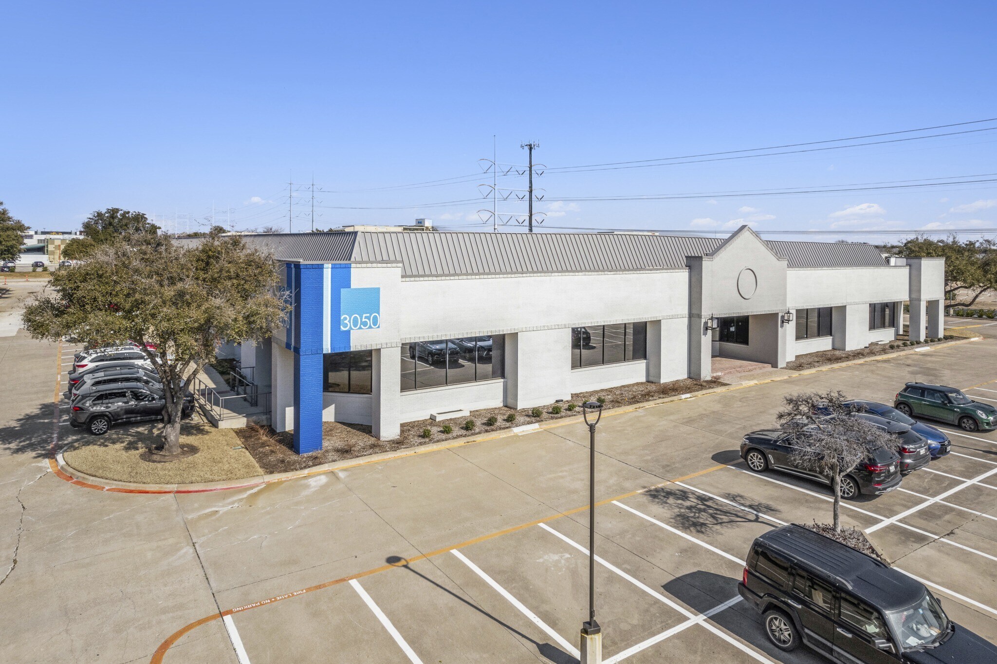 8333 Ridgepoint Dr, Irving, TX for lease Building Photo- Image 1 of 6