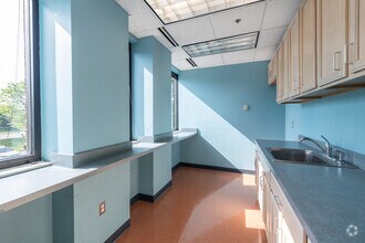 20925 Professional Plz, Ashburn, VA for lease Interior Photo- Image 2 of 8