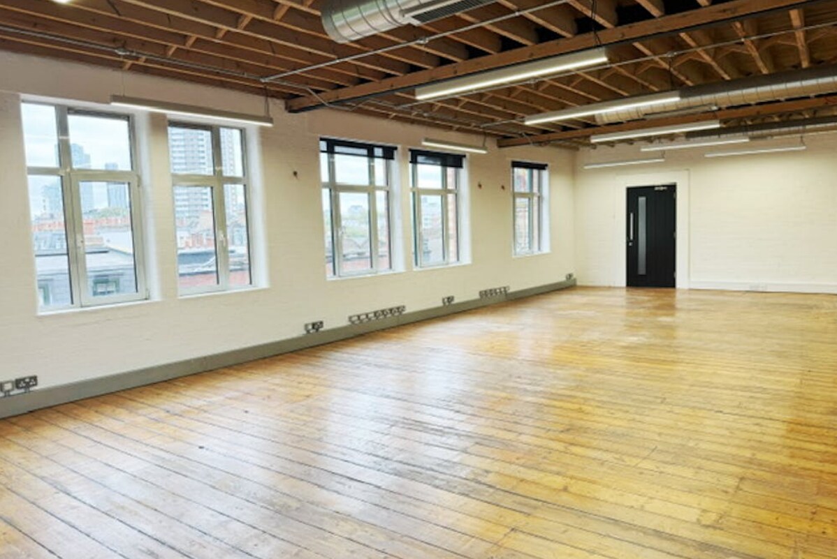46-54 Rosebery Ave, London for lease Interior Photo- Image 1 of 3