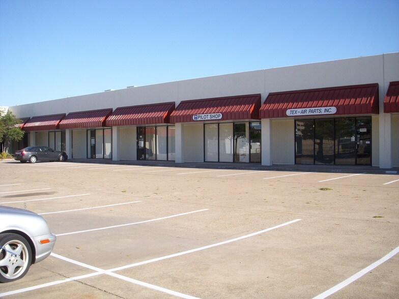 4500 Ratliff Ln, Addison, TX for lease - Building Photo - Image 2 of 4