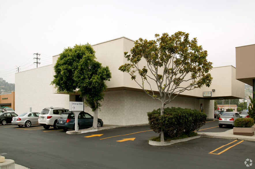 24030 Hawthorne Blvd, Torrance, CA for lease - Building Photo - Image 3 of 3