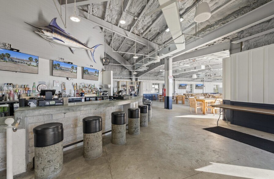 4117 Claudia Dr, Corpus Christi, TX for sale - Interior Photo - Image 1 of 1