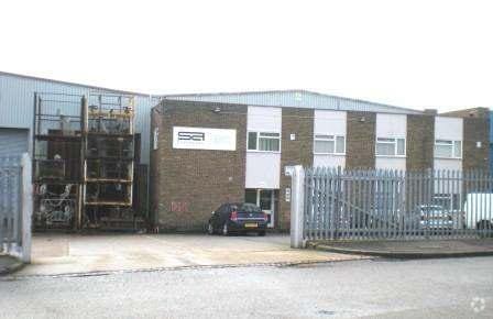 42 Sedgwick Rd, Luton for sale Primary Photo- Image 1 of 1