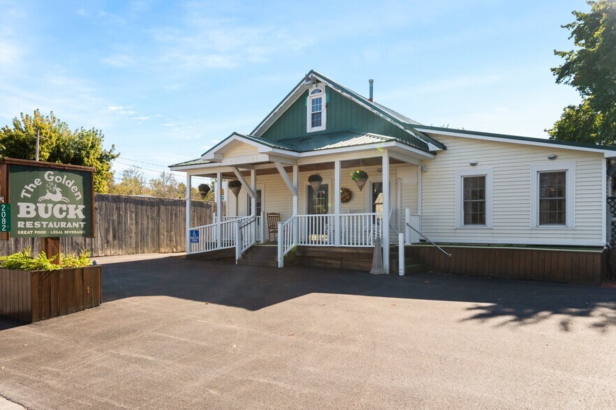 2082 W Seneca St, Ovid, NY for sale - Primary Photo - Image 1 of 1