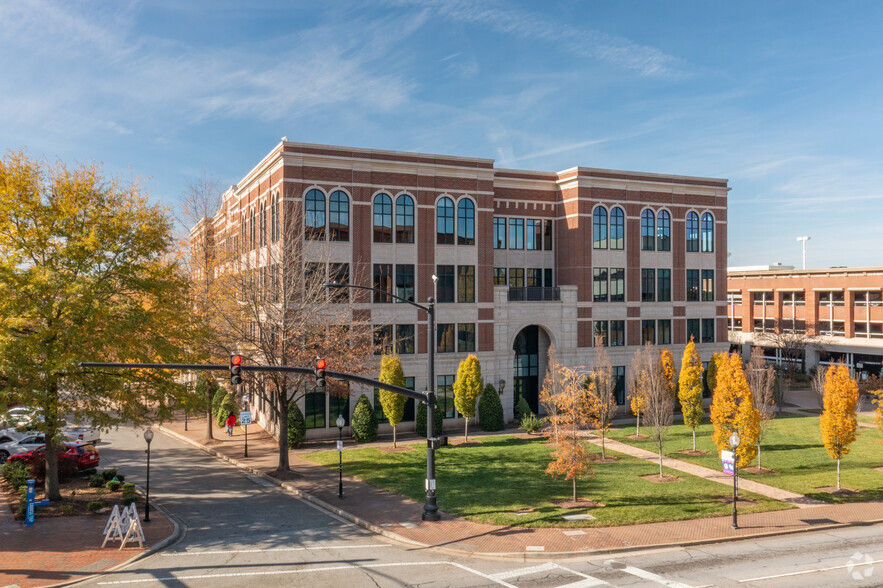 100 Dunbar St, Spartanburg, SC for sale - Primary Photo - Image 1 of 1