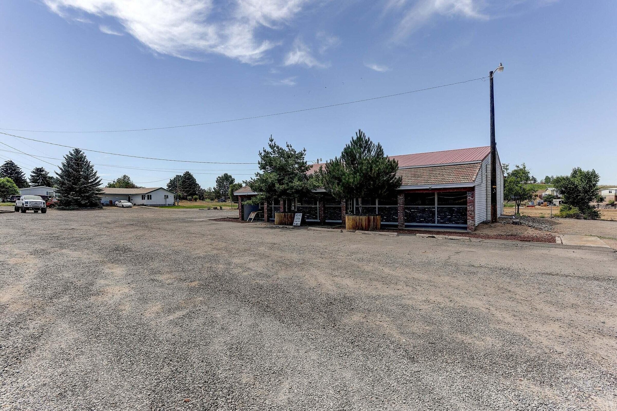 2738 SW Highway 97, Madras, OR for sale Primary Photo- Image 1 of 1