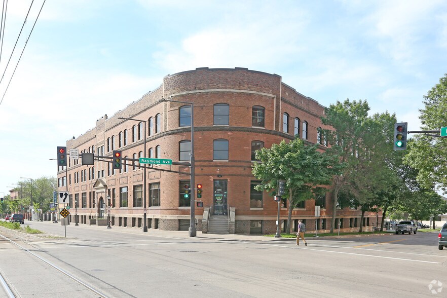 2356 University Ave W, Saint Paul, MN 55114