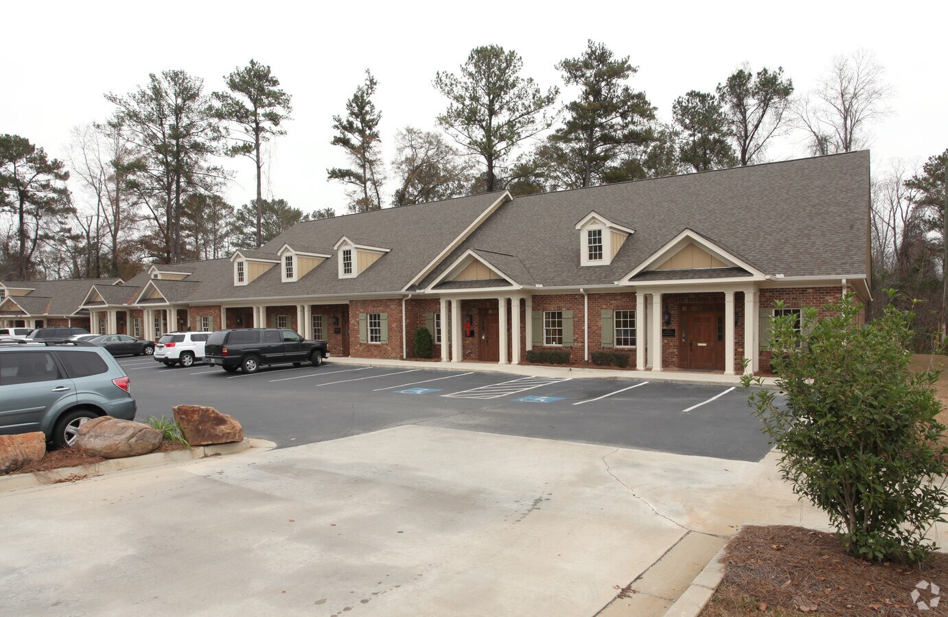 39933997 Arkwright Rd, Macon, GA 31210