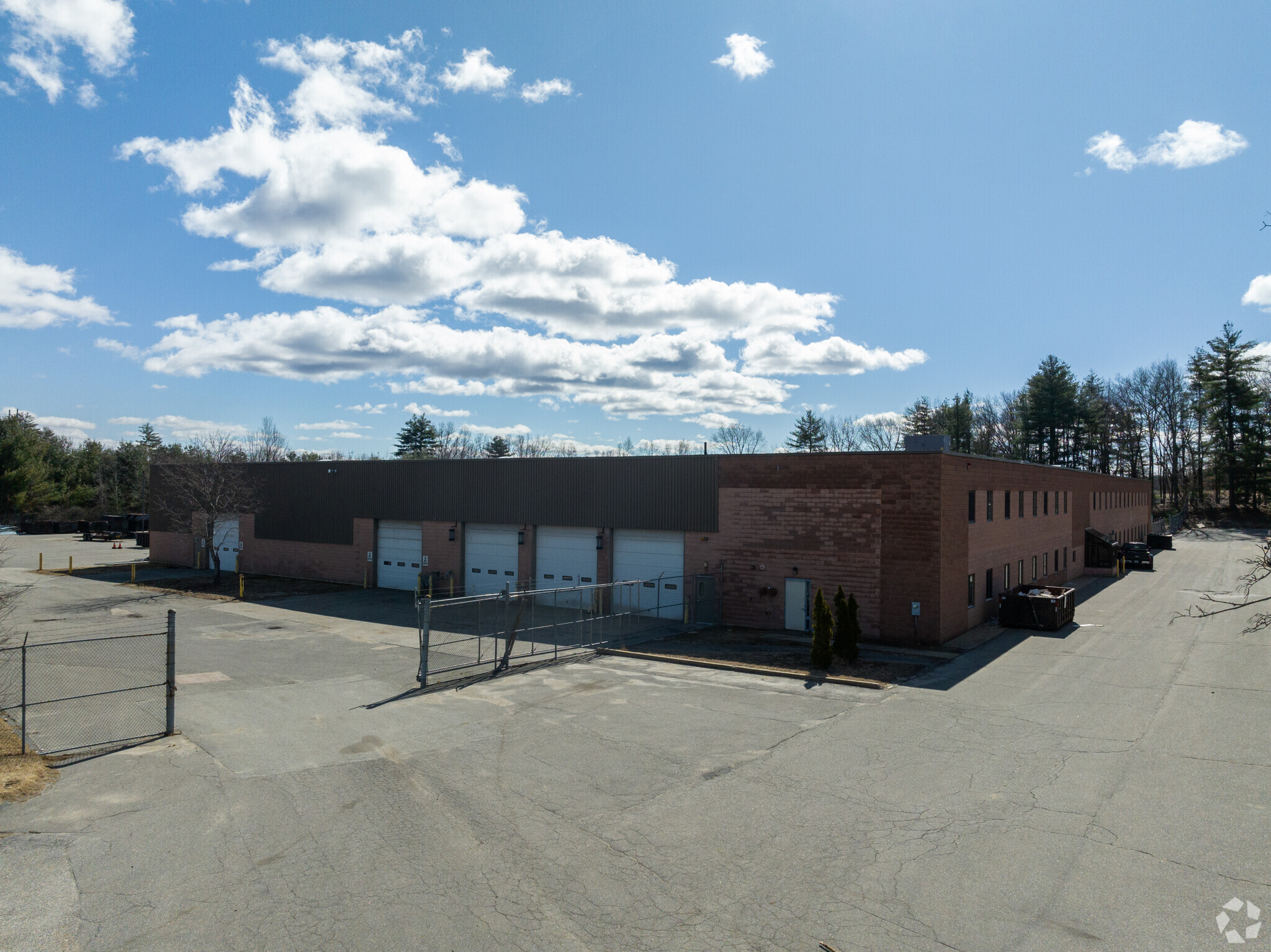 237 Daniel Webster Hwy, Merrimack, NH for sale Primary Photo- Image 1 of 1