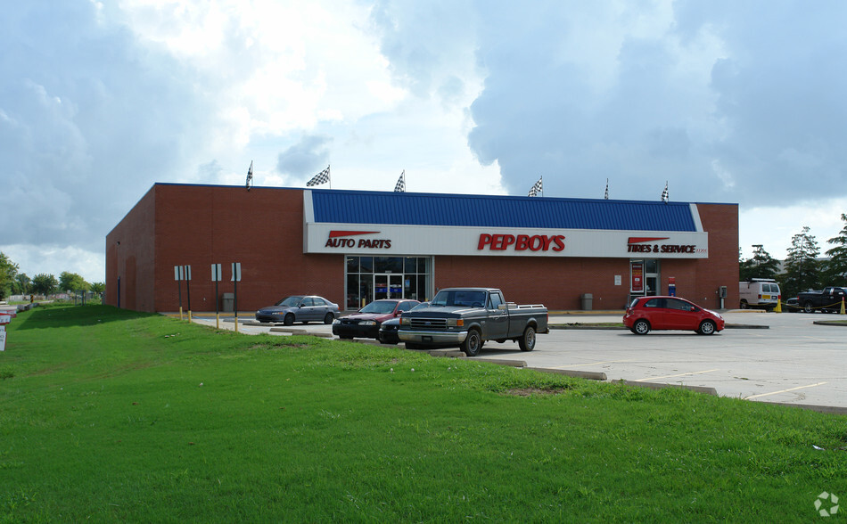 12200 I-10 Service Rd, New Orleans, LA for lease - Primary Photo - Image 1 of 5