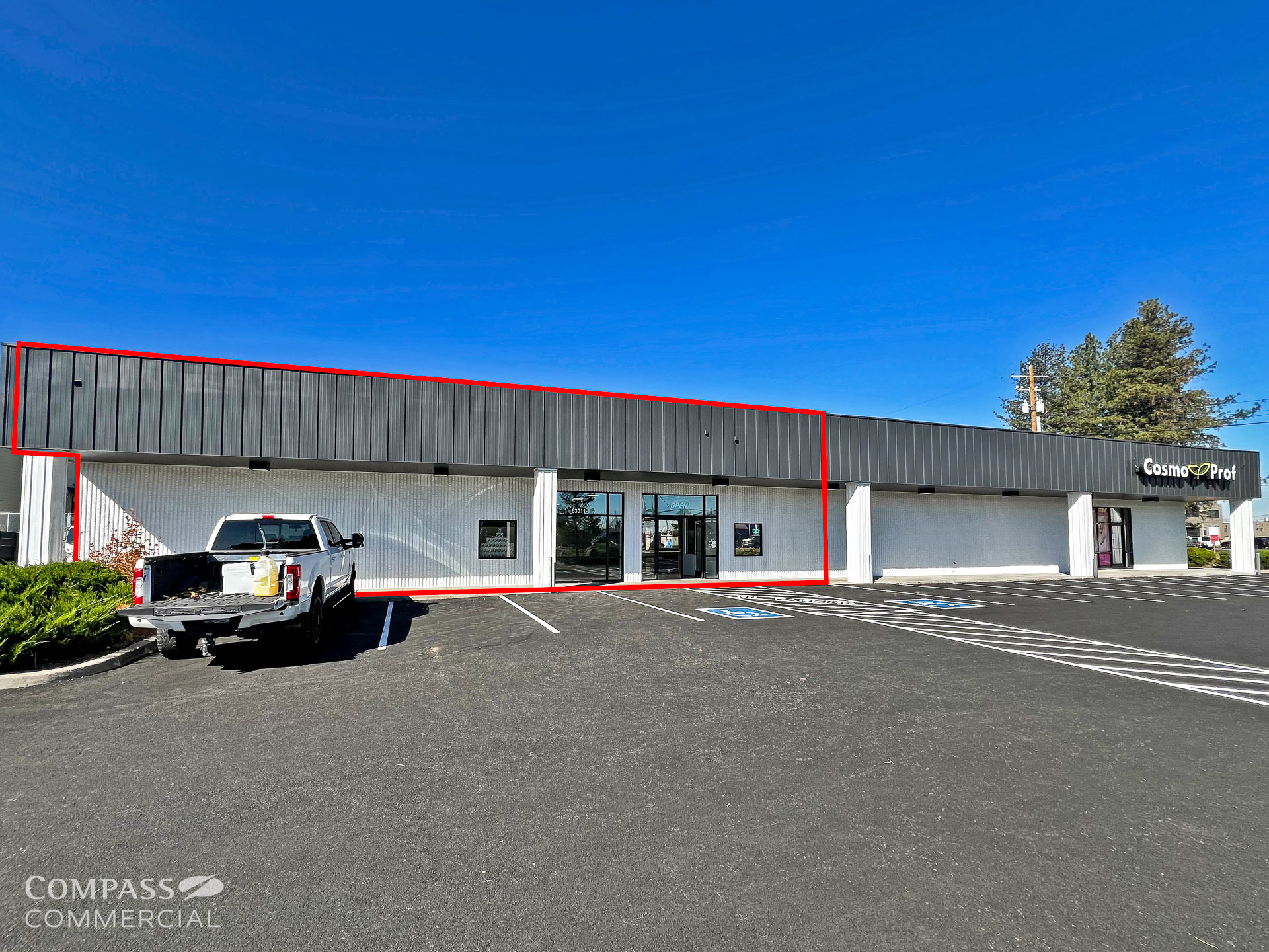 63011 N Highway 97, Bend, OR for lease Building Photo- Image 1 of 12