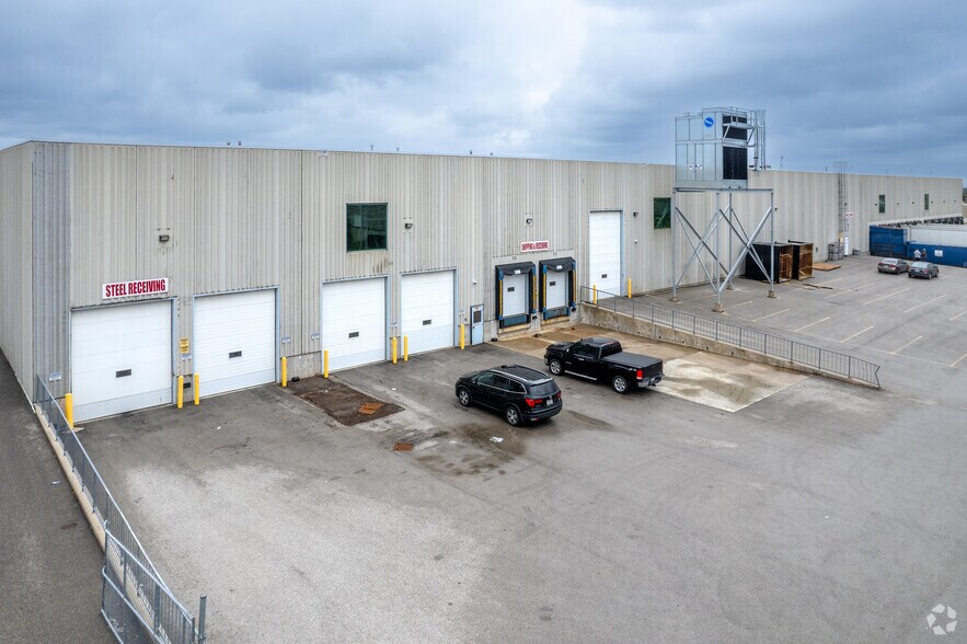 270 Spinnaker Way, Concord, ON for lease - Building Photo - Image 2 of 3