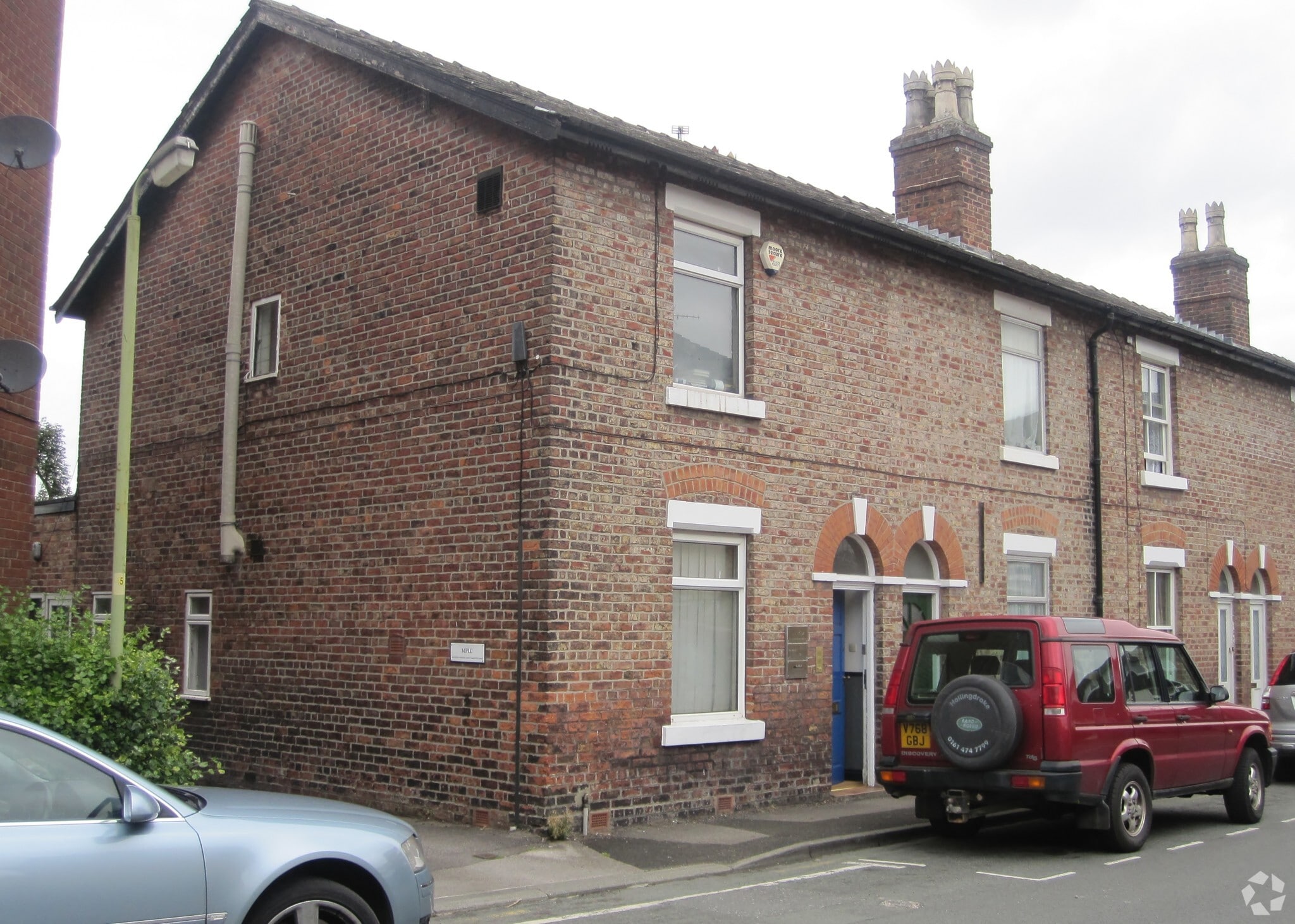 48 South St, Alderley Edge, SK9 7ES