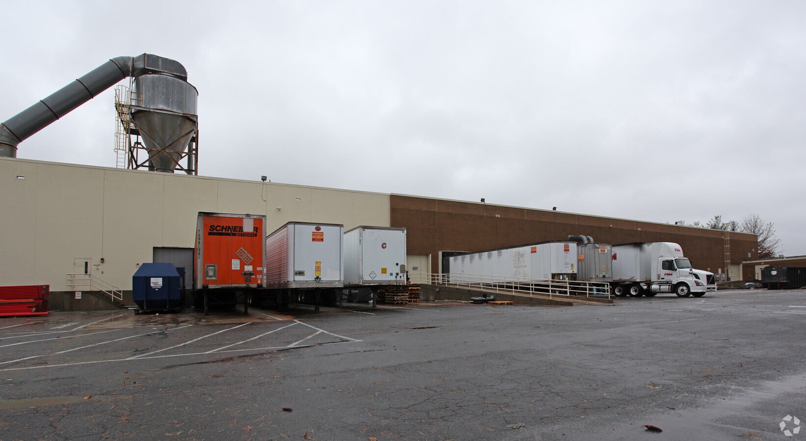 415 Westcliff Rd, Greensboro, NC 27409