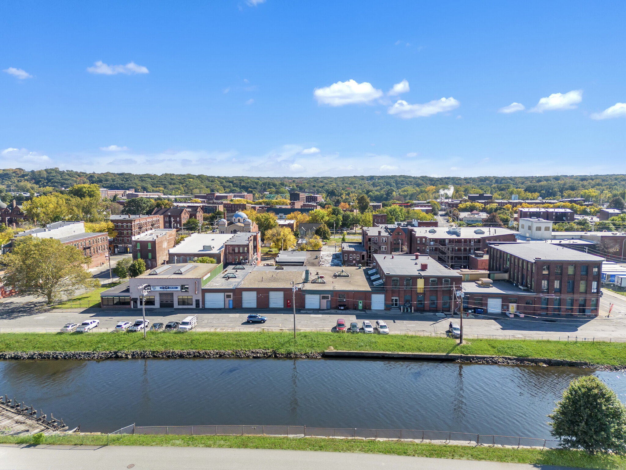 420 Race St, Holyoke, MA for lease Building Photo- Image 1 of 8