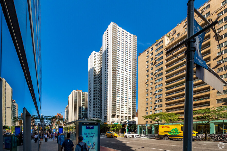 1100 Second Ave, New York, NY for lease - Primary Photo - Image 1 of 14