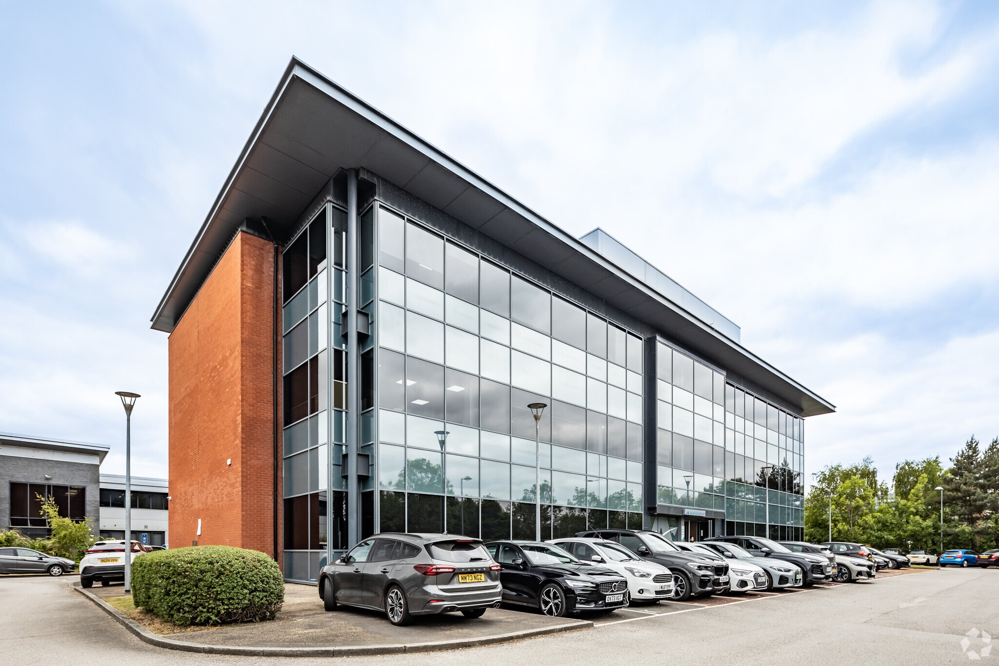 2 Windward Dr, Liverpool for sale Primary Photo- Image 1 of 1