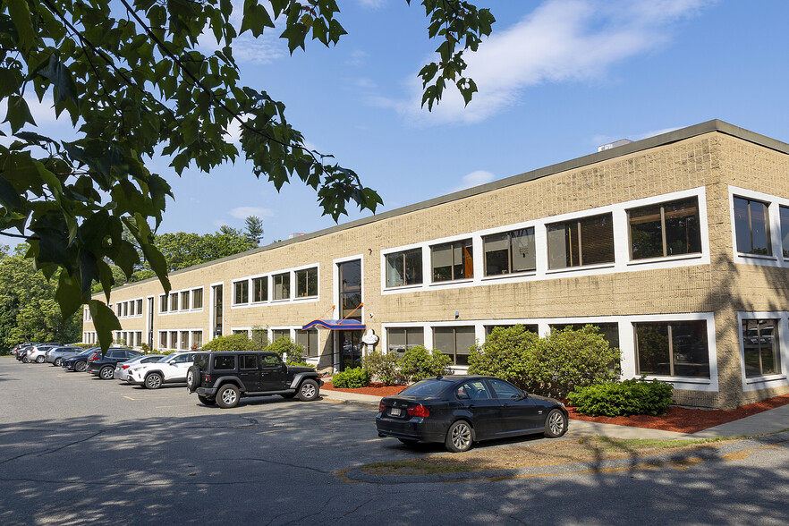 100 Otis St, Northborough, MA for lease - Building Photo - Image 1 of 3