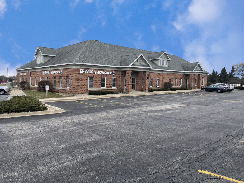 5445 Grand Ave, Gurnee, IL for sale - Building Photo - Image 1 of 1