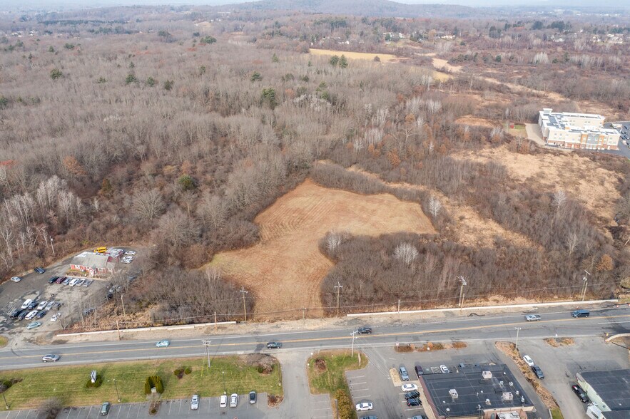 328 Russell St, Hadley, MA for sale - Building Photo - Image 3 of 18