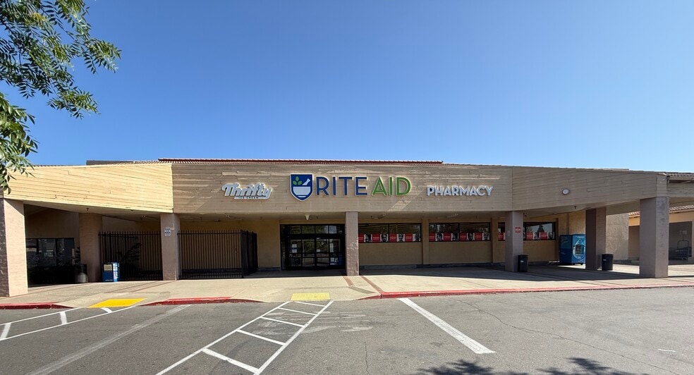 9113-9199 Kiefer Blvd, Sacramento, CA for lease - Building Photo - Image 1 of 2