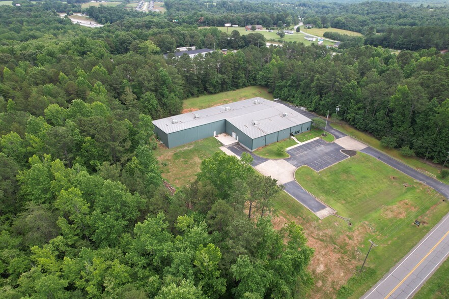 530 Old Post Rd, Gaffney, SC for lease - Building Photo - Image 2 of 11