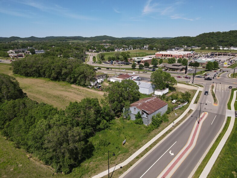 1310-1316 Holmen Dr, Holmen, WI for sale - Building Photo - Image 1 of 1