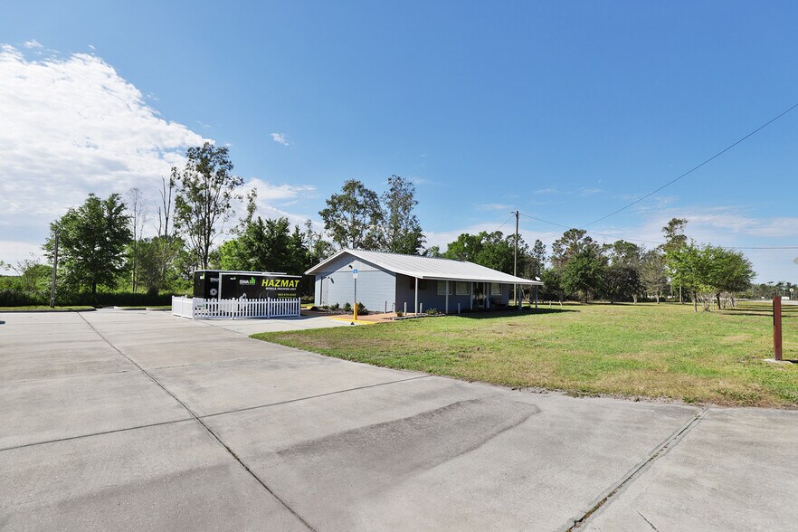 6588 Lake Buffum Rd, Fort Meade, FL 33841 Office for Sale