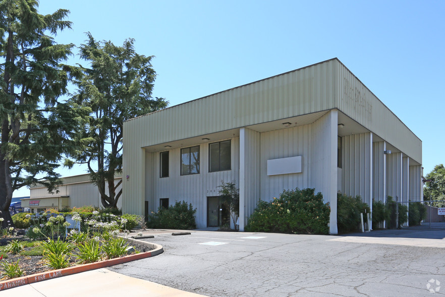 2607 N Wigwam Dr, Stockton, CA for lease - Building Photo - Image 1 of 15