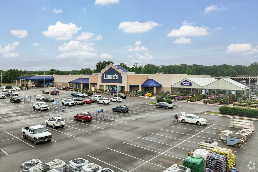 7000 W Central Ave, Toledo, OH for sale - Primary Photo - Image 1 of 1