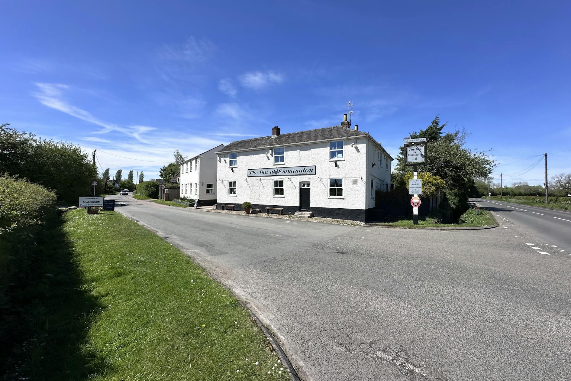 Sydenham Rd, Chinnor for sale Primary Photo- Image 1 of 6