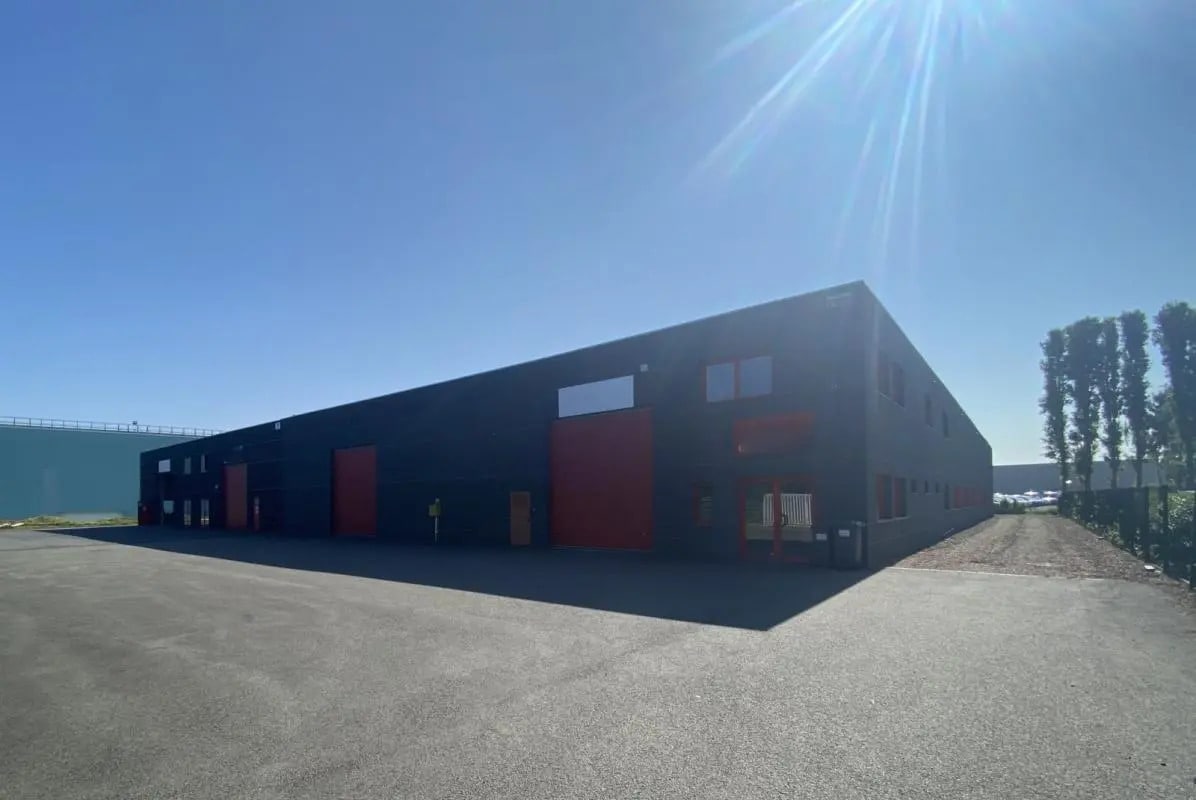 Office in Seclin for lease Building Photo- Image 1 of 28