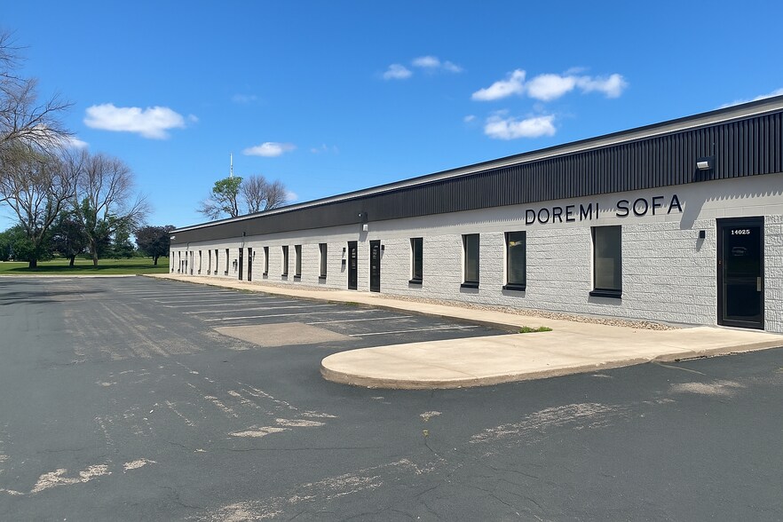 3701-3725 County Road 42, Burnsville, MN for lease - Building Photo - Image 1 of 2