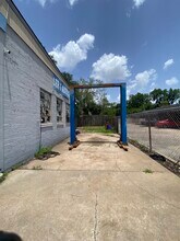 1398 Washington Blvd, Beaumont, TX for lease Building Photo- Image 2 of 20
