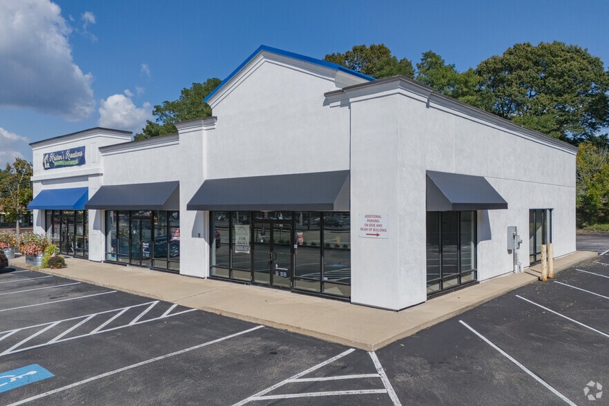 6670 Post Rd, North Kingstown, RI for lease - Building Photo - Image 2 of 5