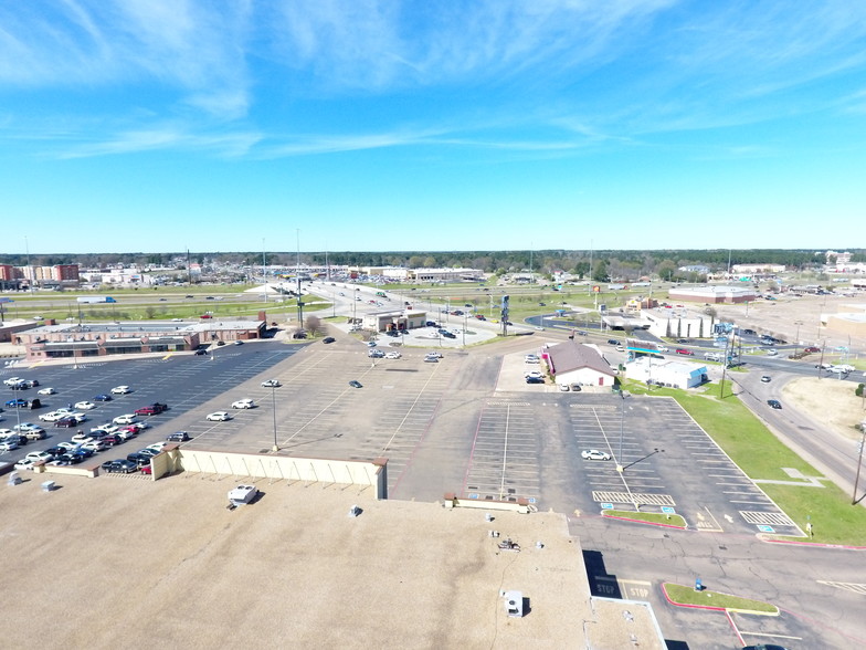 2315 Richmond Rd, Texarkana, TX for sale - Building Photo - Image 1 of 1