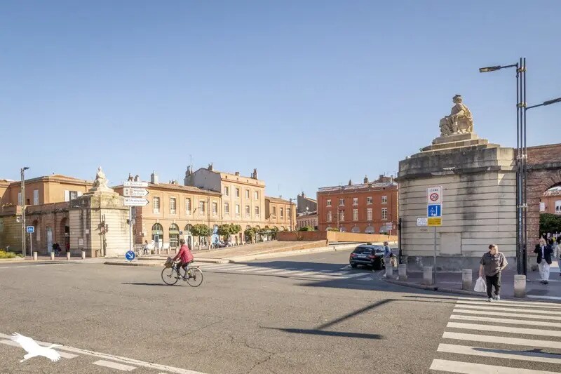 Retail in Toulouse for lease - Aerial - Image 1 of 1