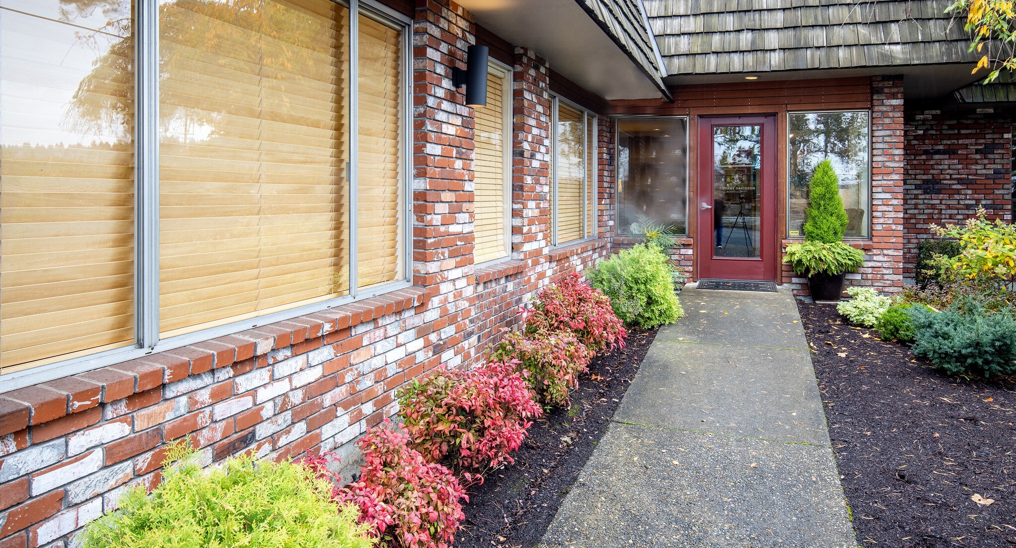 14300 SW Pacific Hwy, Tigard, OR for sale Building Photo- Image 1 of 1