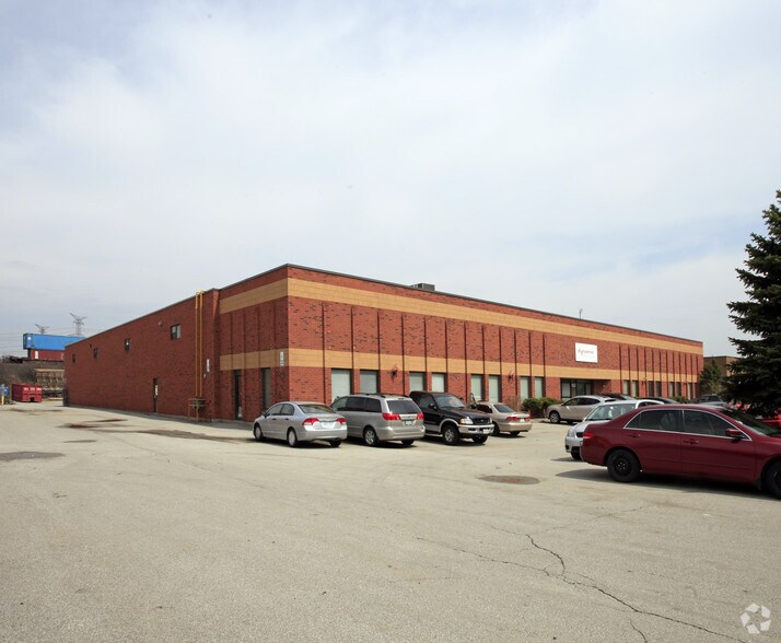 180 Vinyl Ct, Vaughan, ON for lease - Building Photo - Image 3 of 6