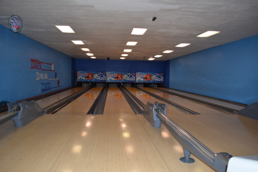 4 S 2nd St W, Baker, MT for sale - Primary Photo - Image 1 of 1