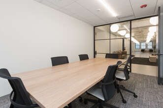 500 N Dearborn St, Chicago, IL for lease Interior Photo- Image 1 of 26