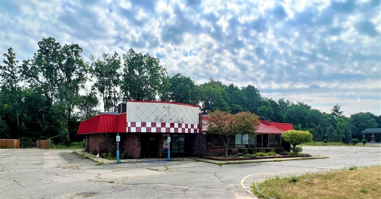6440 Dixie Hwy, Clarkston, MI for sale Building Photo- Image 1 of 1
