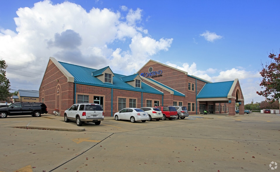 4907 Sandhill Dr, Sugar Land, TX for lease - Building Photo - Image 1 of 10