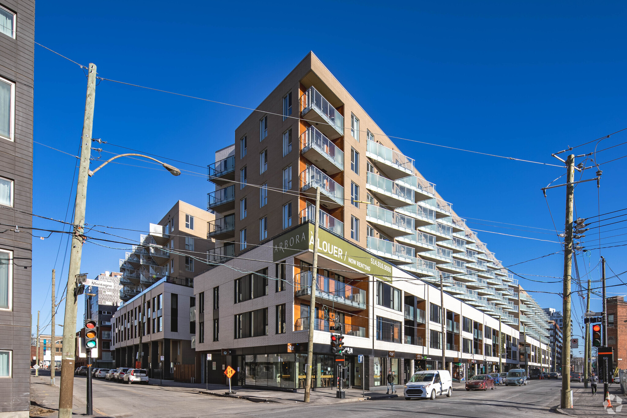 305 Rue de la Montagne, Montréal, QC for sale Primary Photo- Image 1 of 1