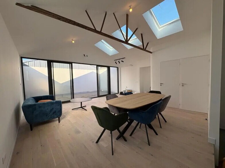 Industrial in Couëron for sale - Building Photo - Image 1 of 9